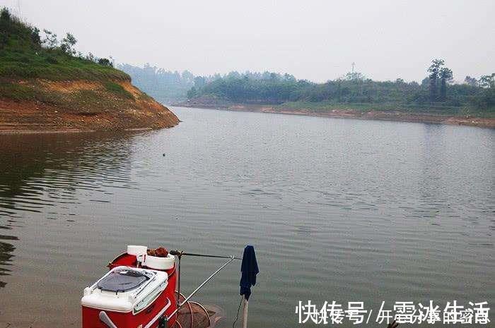 垂钓|野钓时，钓椅、钓箱、马扎哪个更实用听听老钓友怎么说