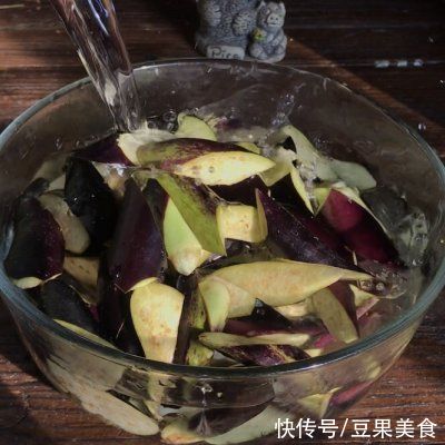 青椒|#夏日开胃餐#传统青椒炒茄子