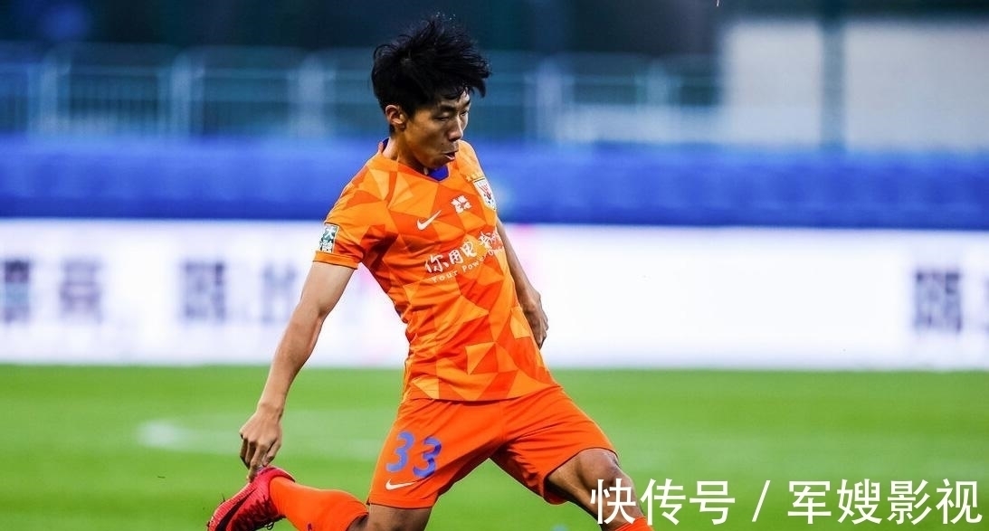 后腰|鲁能坎特坐稳国足主力,妻子金岩花相貌出众,两人是初中同学
