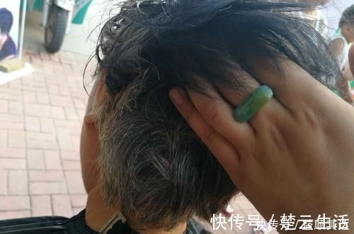 白头|土豆皮、生姜煮水洗头发，白头立即变黑？告诉你最靠谱的染发方法