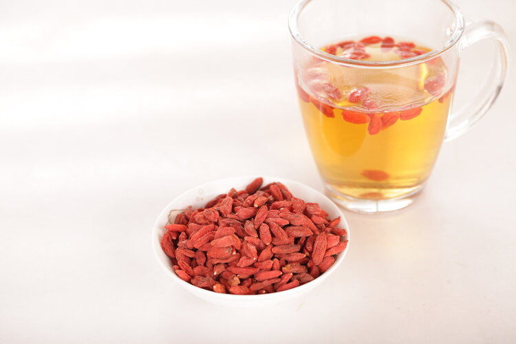 硫磺|枸杞是干吃好，还是泡水喝好？纠结多年的问题，终于有了答案