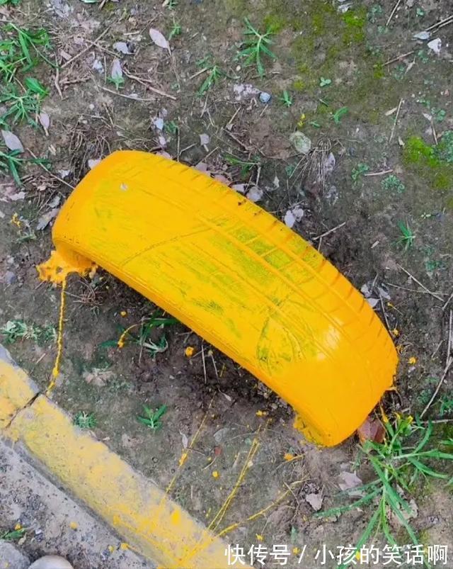 |在游乐场你见过哪些搞笑的设施?网友:这算吗,哈哈