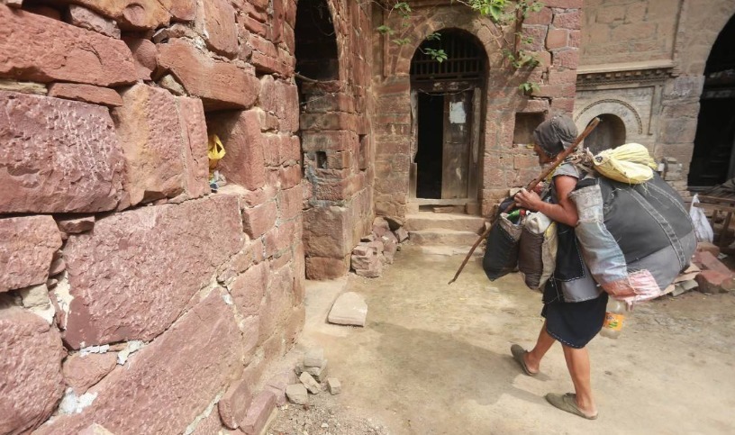 牛诗静:先祖曾是清朝状元,为保护状元府,他如今靠着救济生活