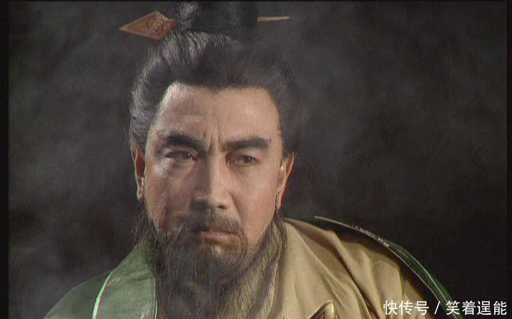 曹操|被《三国演义》洗白的四个人,陈宫是其中一个,还有一个堪比董卓!