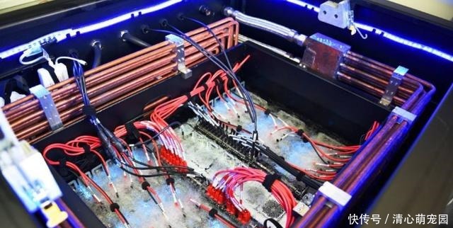 AC米兰官网抖音取得浸没服务器及液冷系统专利