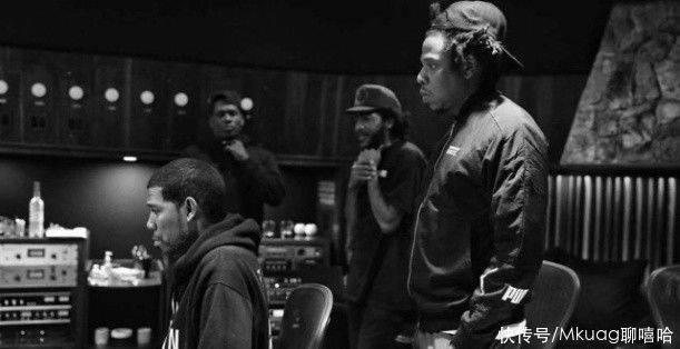 小弟|Jay-Z和他小弟做了一张不讲武德的专辑