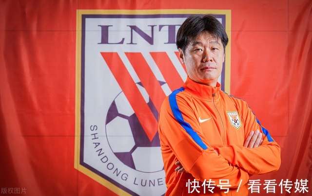 高洪波|国足像儿子一样,李霄鹏无奈感叹:会惹麻烦但也非常努力