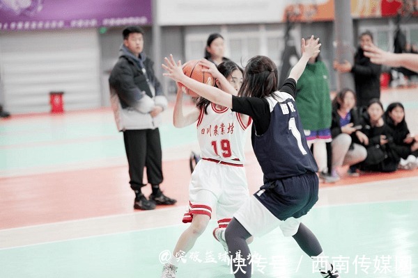 綿陽城市學院女子籃球隊|綿陽城市學院女子籃球隊在第24屆CUBA中國大學生籃球二級聯(lián)賽(四川賽區(qū))獲獎