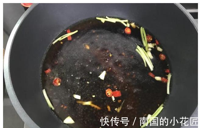 金针菇豆皮卷|比肉好吃的一道素菜，不炒不炸，营养健康，敞开吃也不怕长肉
