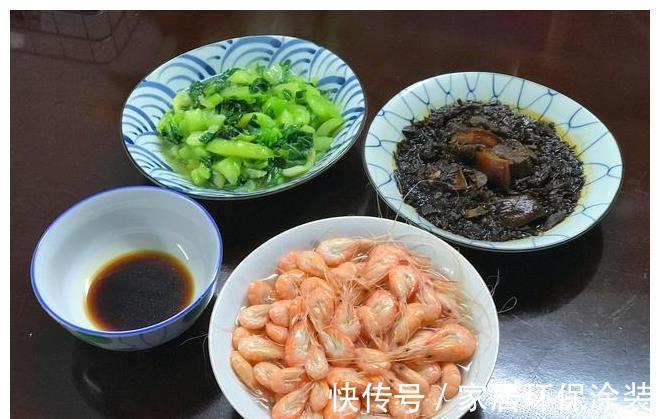 蘑菇|一家三口7天晚餐记录，1周伙食费不超300元，网友：真会过