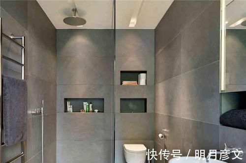 占地|头次见有人在卫生间这样做收纳,省钱实用不占地,后悔我家错过了