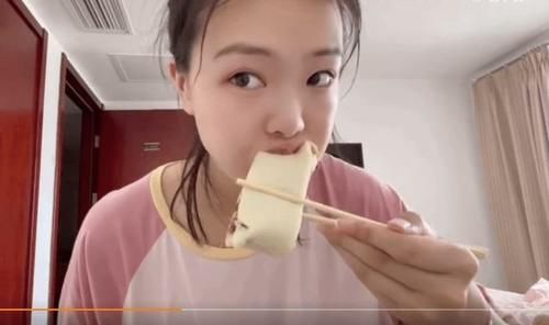 女性朋友|长时间不吃晚饭的人，除了会变瘦外，或还会面临这4个问题