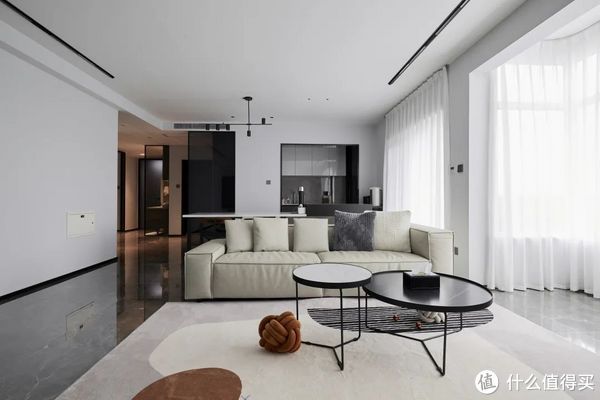 卫浴|绝！5口之家0杂物，只靠1扇门实现卫浴三分离