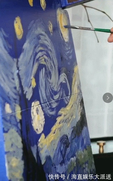 素描#她从小画画长大后靠垃圾画出千万粉丝有梦想的人,成就不会太差