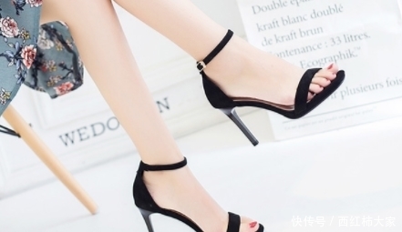 美感|时尚唯美的细跟凉鞋,简约不失美感,给你一种美好的感觉