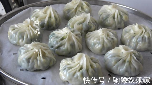 补血|入秋后这菜要多吃，包成包子补铁补血，不揉面不擀皮，8分钟一锅