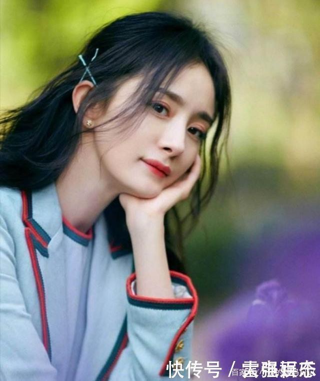 你适合“披头发”还是“扎头发”,主要看这3个部位,发际线很关键