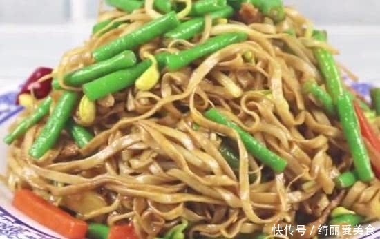 吃法|面条不用水煮,换着吃法更好吃,一上桌立马抢光