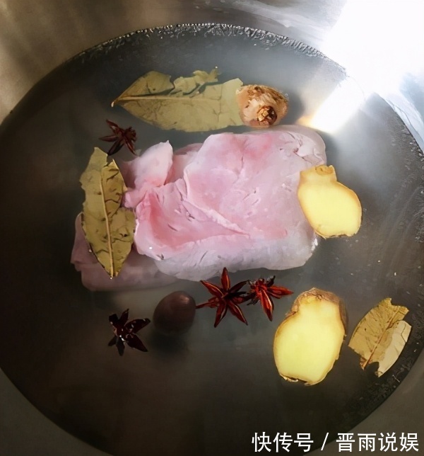 东北|东北经典美食“汆白肉”,做法简单又好吃,酸爽过瘾!