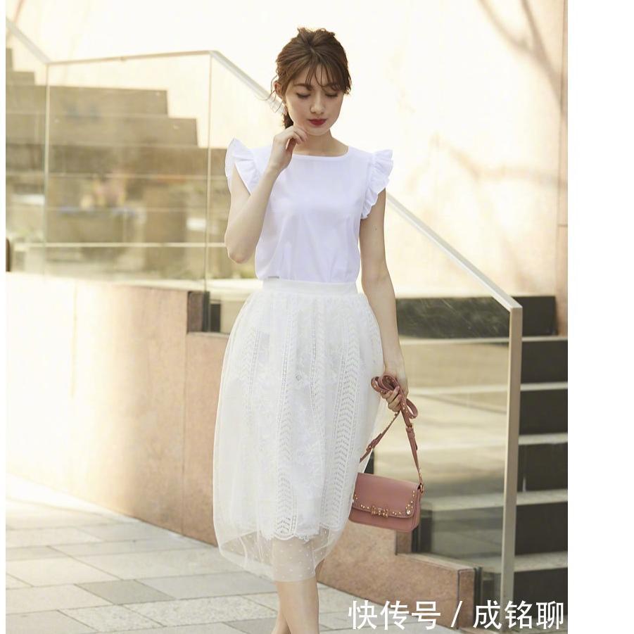 针织|简约不简单,十组优雅大气的“温柔风”穿搭,让你精致的过夏天