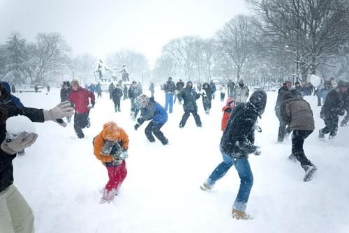 引爆抖音12亿点击，原来这才是东北玩雪正确打开方式，长见识了