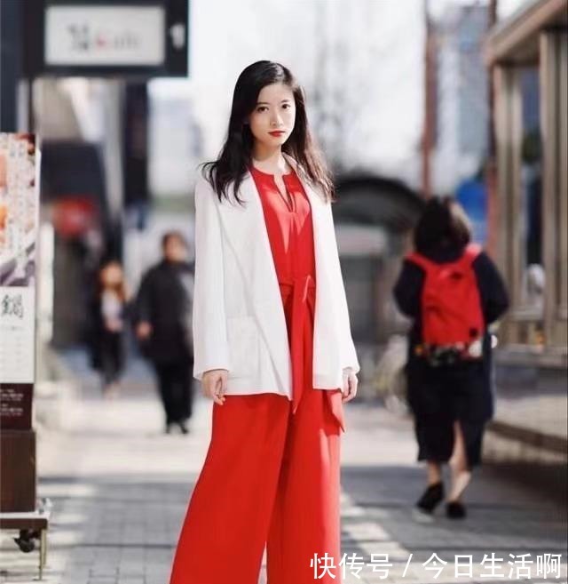 色调 黄黑皮女生穿衣“颜色”很重要,学会这些搭配技巧,显白显气质!