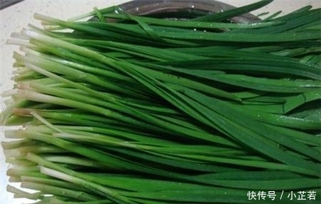 爱吃韭菜的要注意,这样韭菜不要买,白给都不要,现在知道还不晚