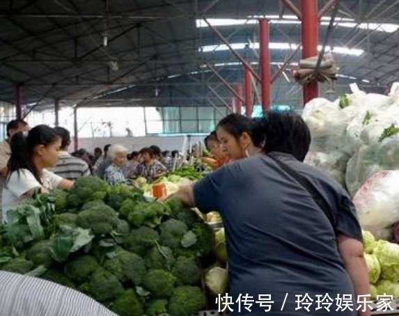 菜贩子说漏嘴,买西兰花以下3种西兰花尽量别买,他们自己都不吃