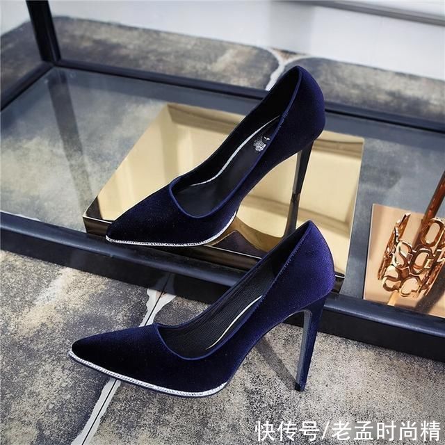 软面皮|今年最流行的高跟鞋一定要穿，让你美翻天