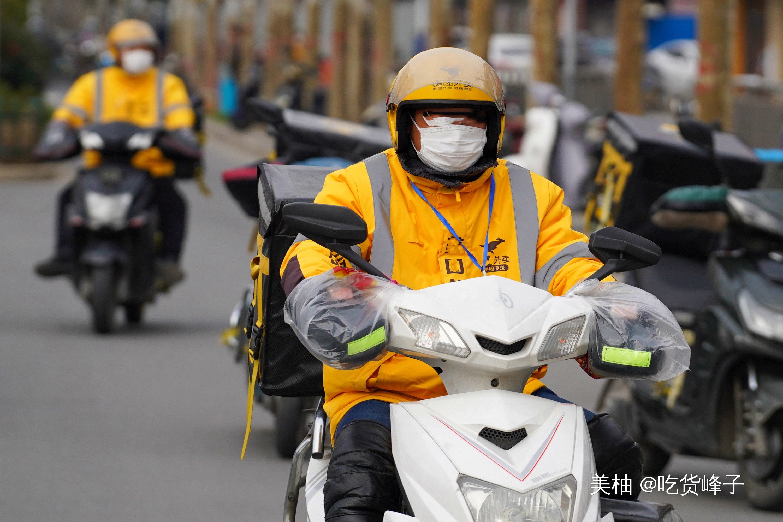 外卖小哥良心忠告：网上点外卖，这4种尽量少吃，老板自己都不吃