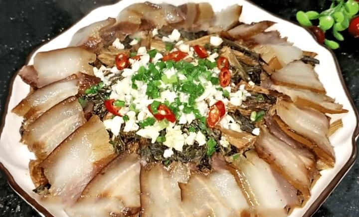 天冷了，少吃牛羊肉多吃它，锅中一蒸，鲜嫩入味，好吃不油腻