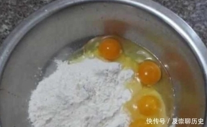 好吃|学会烧饼新做法,不用一滴水,外酥里软,咸香入味,比买的还好吃