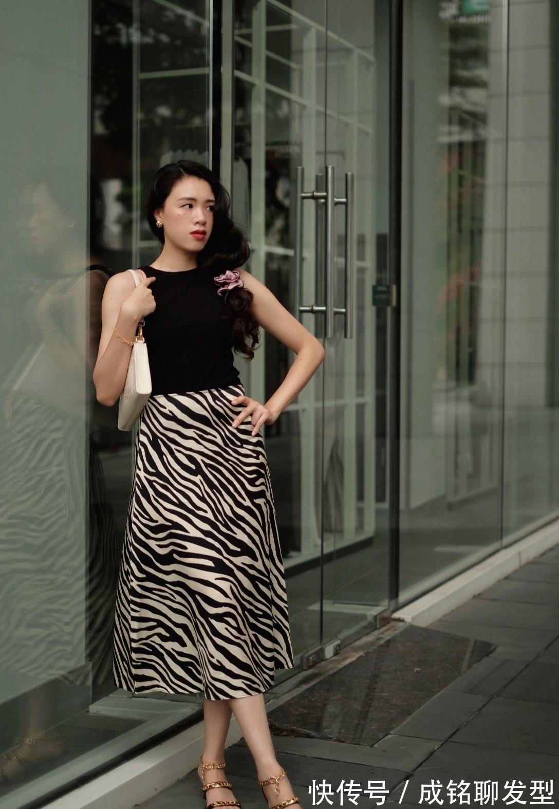 拘谨感|30+适合“成熟风”还是“ 可爱风”?时尚博主的穿搭,一看便知