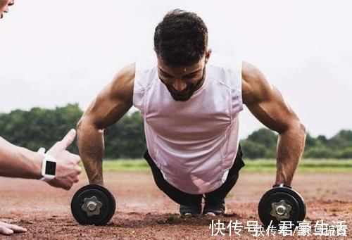 老大哥|你知道胸肌怎么练效果最好吗？教你3个技巧，都是过来人的经验