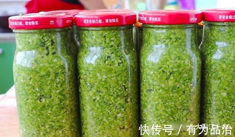 鲜香|腌韭菜花，只加盐不好吃！多加这2种食材，鲜香入味，放一年不坏