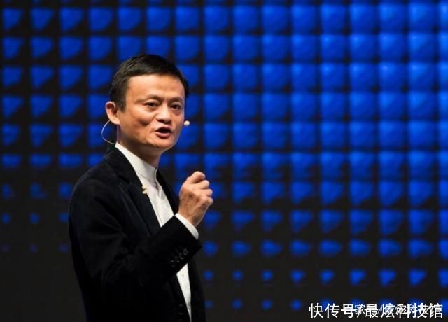 沙漠|马云“大话”实现，一张航拍图无数人“心飞扬”!望大家互相转告