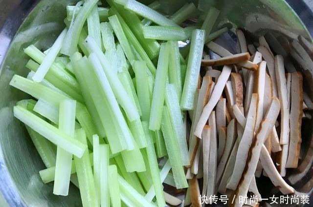 铁含量|立秋后，这食材要多吃，铁含量是西红柿的20倍，女性常吃身体好