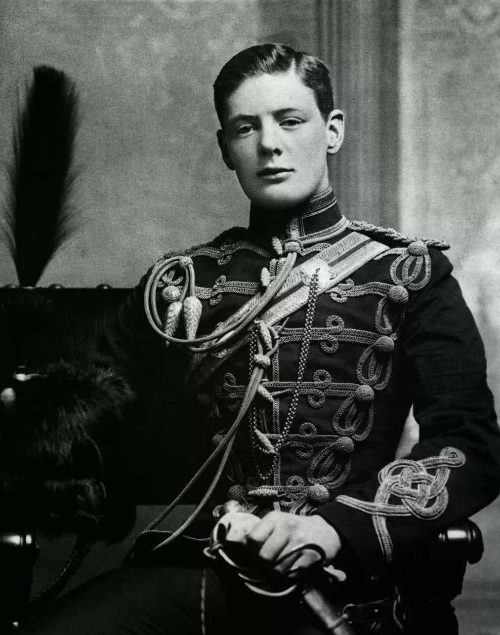 过目难忘|历史上那些让你过目难忘的图片：特工时期的普京、未化妆的梦露