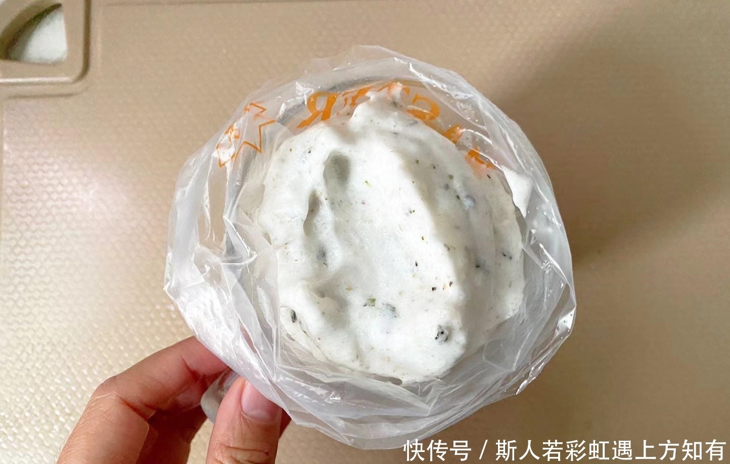 芝麻|做法简单,3步就搞定!无糖无油又补钙的小零食,娃吃一次就爱上