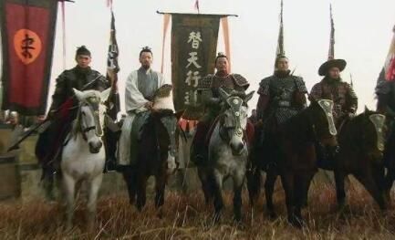 战神!水浒传五大战神,林冲垫底,第三宋江难管,第一出马万敌惧怕!