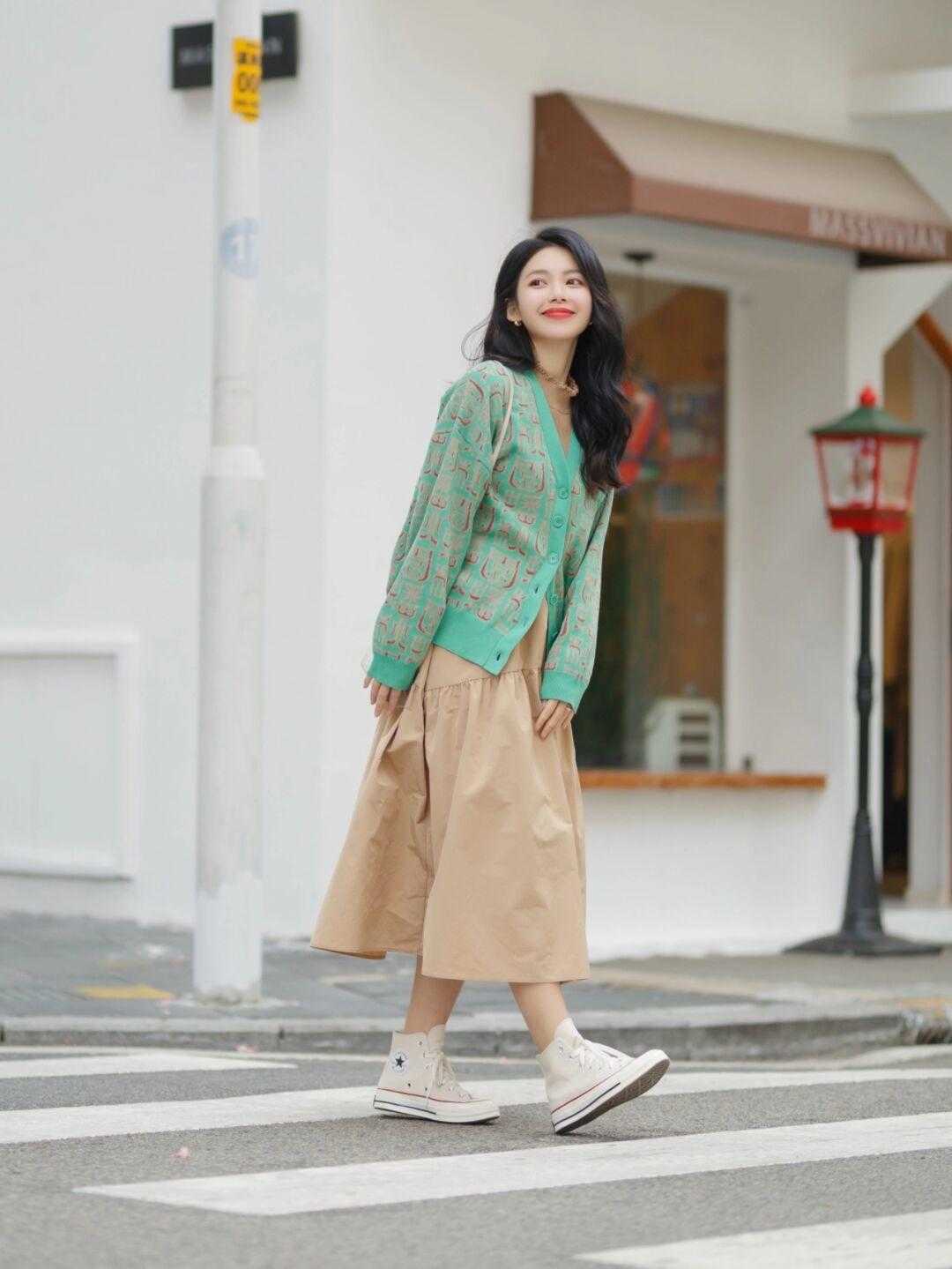 小仙女们 日常穿搭没头绪?快来看看这些简约大方的气质穿搭,谁穿谁美