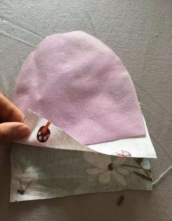 旧物改造旧衣服只能扔掉除了可以捐赠,还可以这么做隔壁小孩看到都抢着要