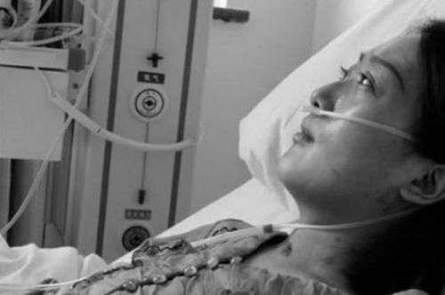 吴梦|43岁“高龄产子”离世的网红，赌命生子值不值是“爱还是自私”