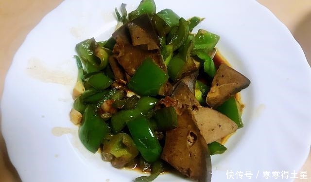 40岁主妇晒晚餐,四菜一汤,营养全面又低脂,不怕多吃,越吃越瘦