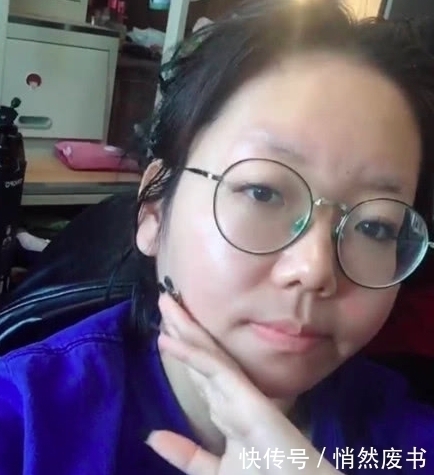 女大学生|女大学生被同学嫌弃,学了化妆后,男生后悔不已