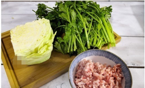 蒸包子，不会发面？学个窍门，面发得又快又好，包子又软又暄