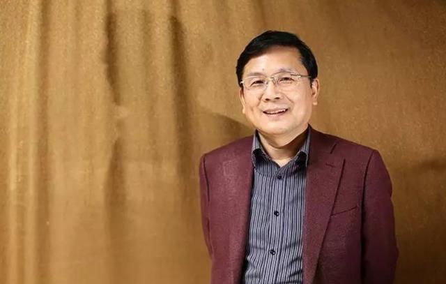 中国文化&汪国真:学者不愿提他,余秀华说“看不起他”,为何还有人喜欢他