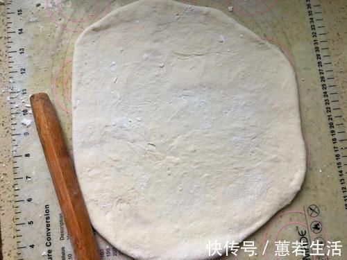 我家最爱的早餐，不发面不烫面，和点面就能做，吃着又软又香