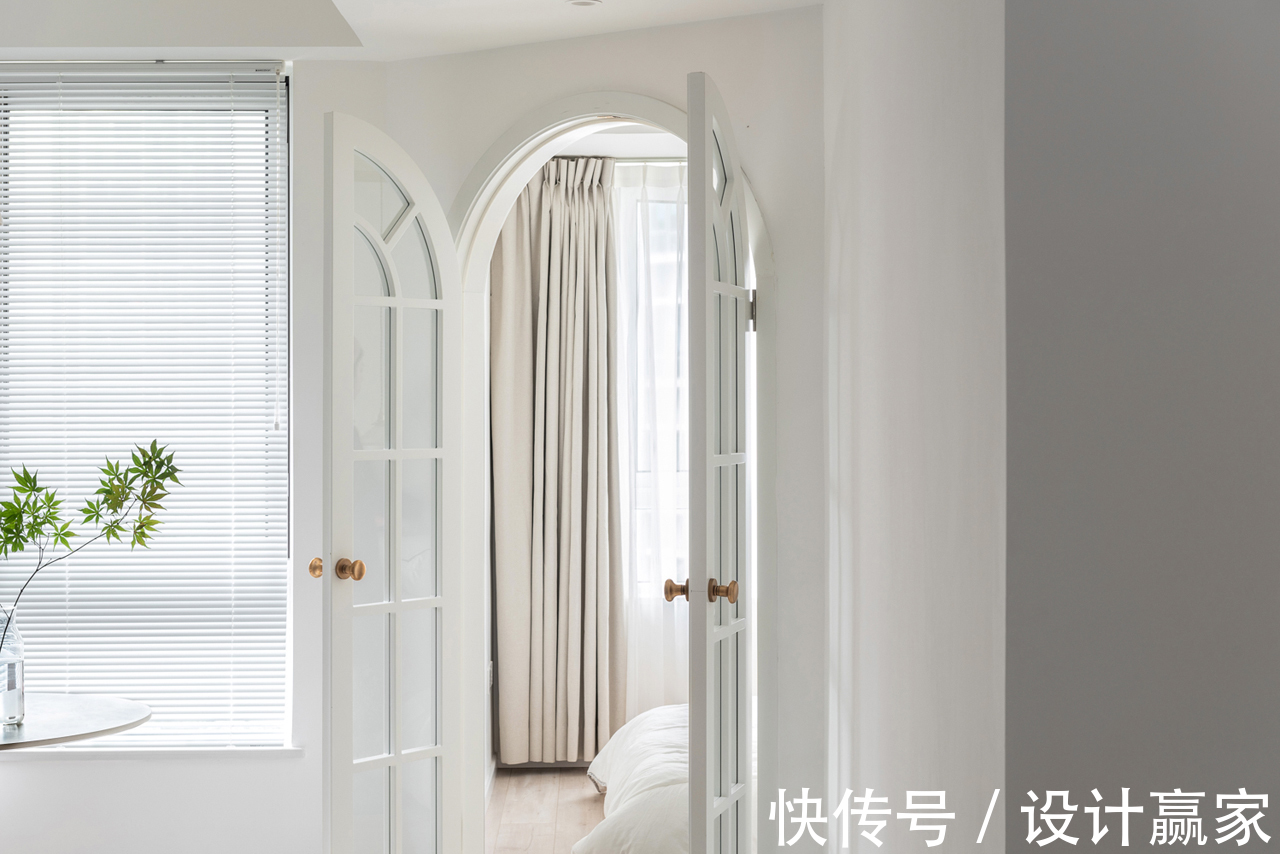 插瓶|70㎡现代简约风，木质的清新自然，小资情调的生活