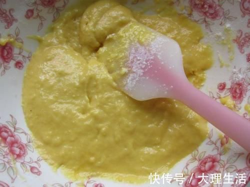 戚风蛋糕这样做，只要3步就做好，不萎缩细腻好吃似云朵，1学就会